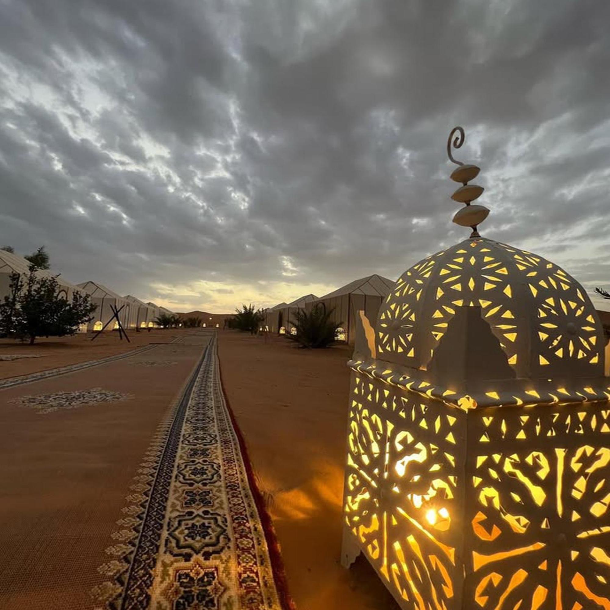 Sahara desert camp Merzouga Bagian luar foto