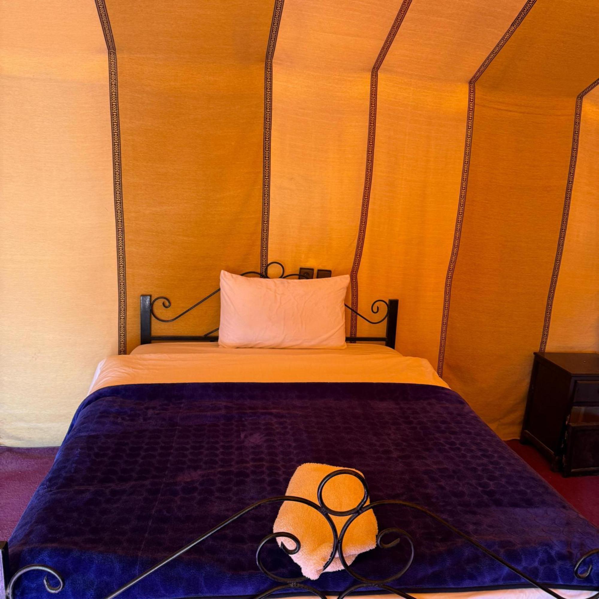 Sahara desert camp Merzouga Bagian luar foto